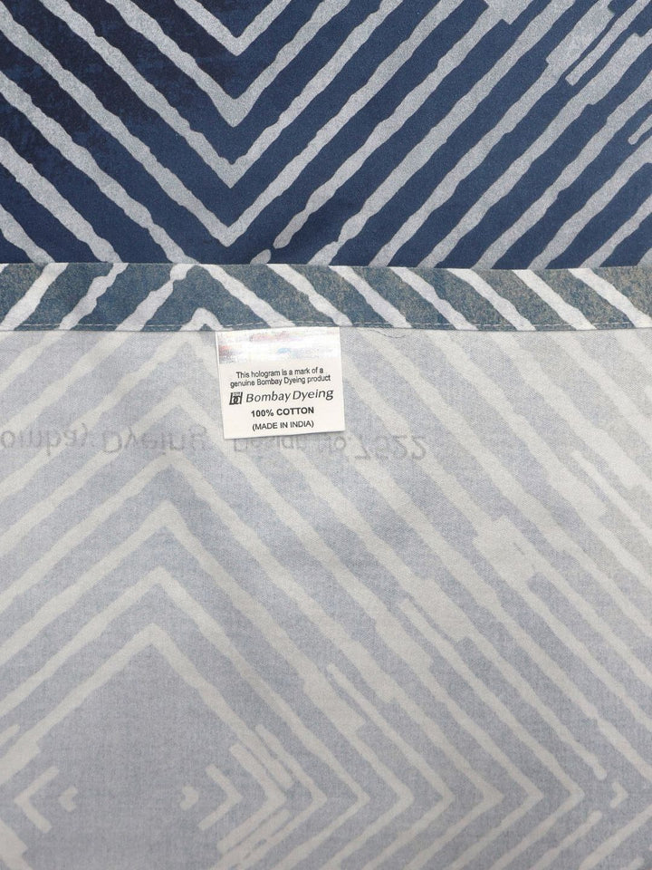 BOMBAY DYEING Urban Living Grey Printed Cotton 400 TC King Bedsheet with 4 Pillow Covers