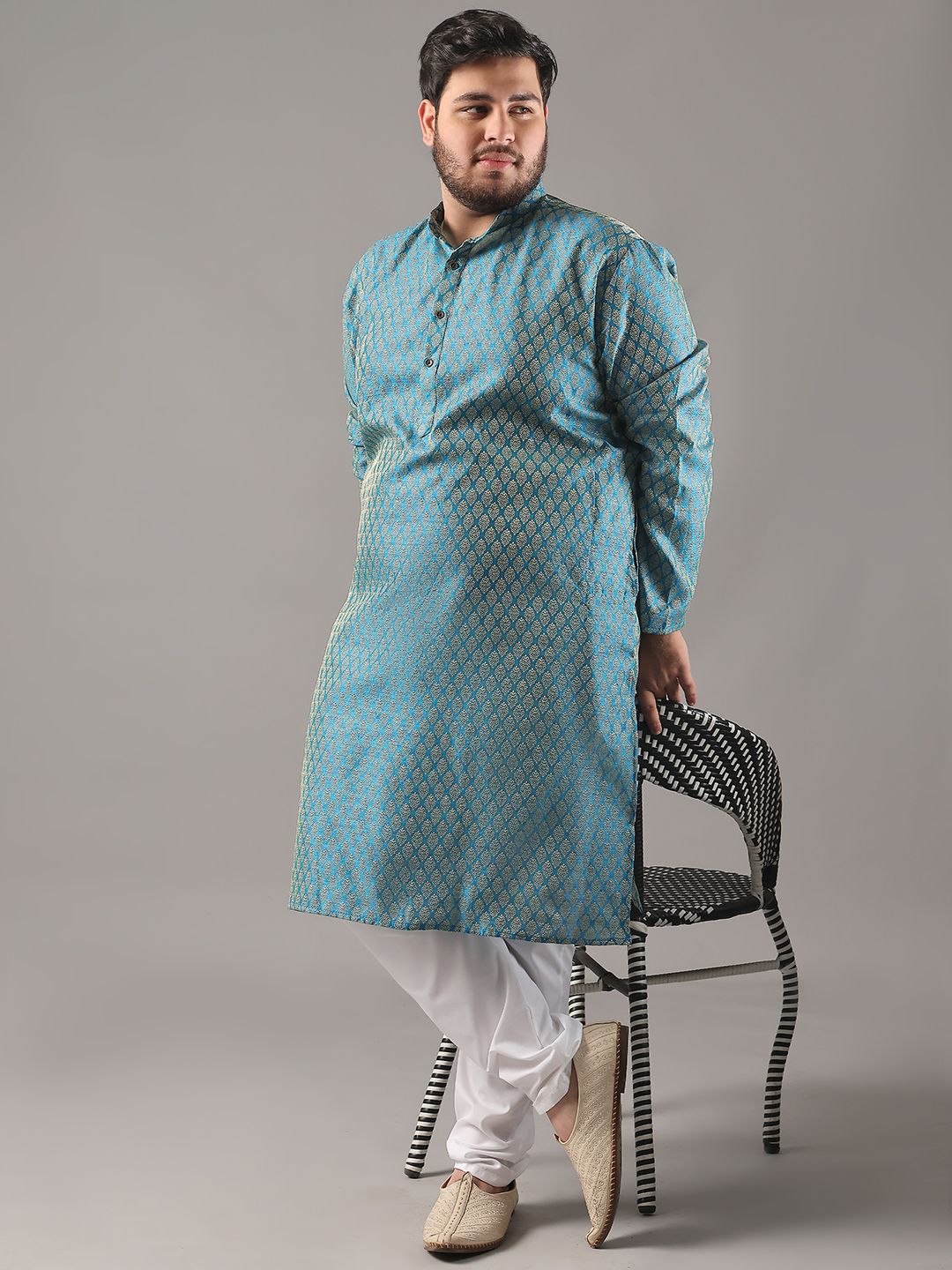SOJANYA PLUS Plus Size Men Ethnic Motifs Woven Design Straight Kurta With Pyjamas