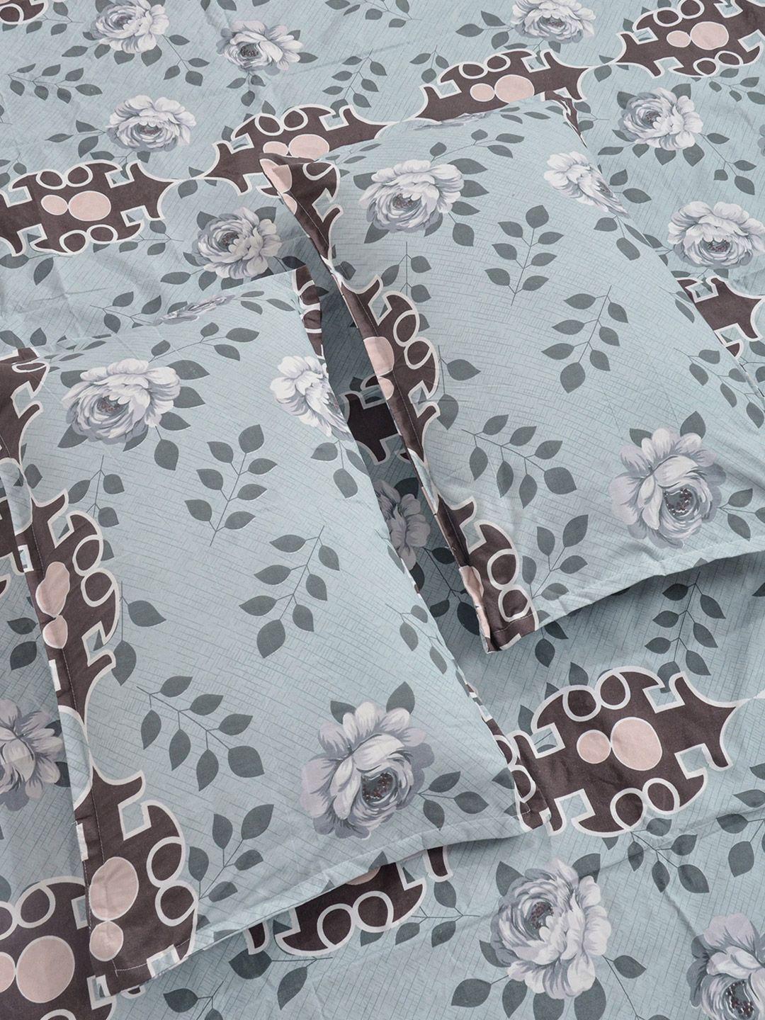Myntra Elegant Homes Blue Floral 300 TC Bedsheet with 4 Pillow Covers
