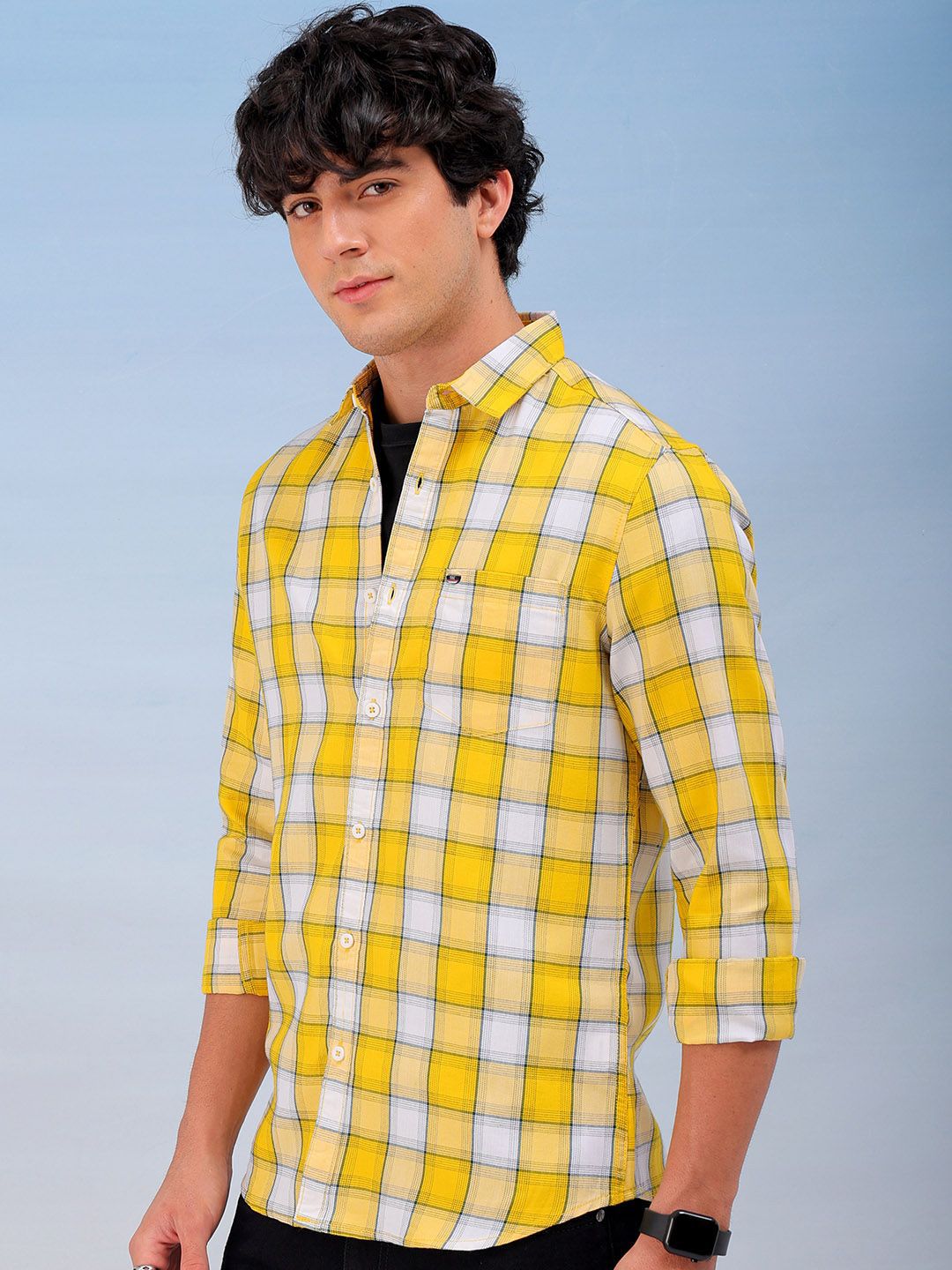 The Indian Garage Co Men Spread Collar Checked Cotton Slim Fit Casual Shirt