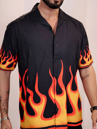 Baju Kasual Kapas Kolar Cuba Eszett Bercetak Abstrak