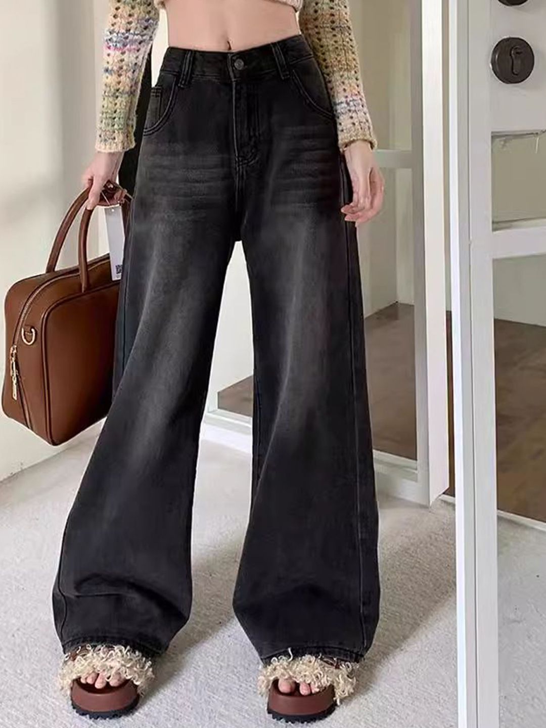 DressBerry Women's Straight Fit High-Rise Light Fade Jeans