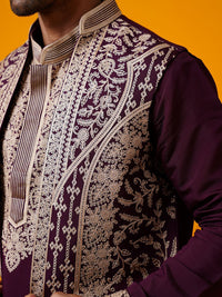 SOJANYA LUXE Kurta Lurus Kolar Mandarin Sulam Bunga Dengan Seluar Dan Jaket
