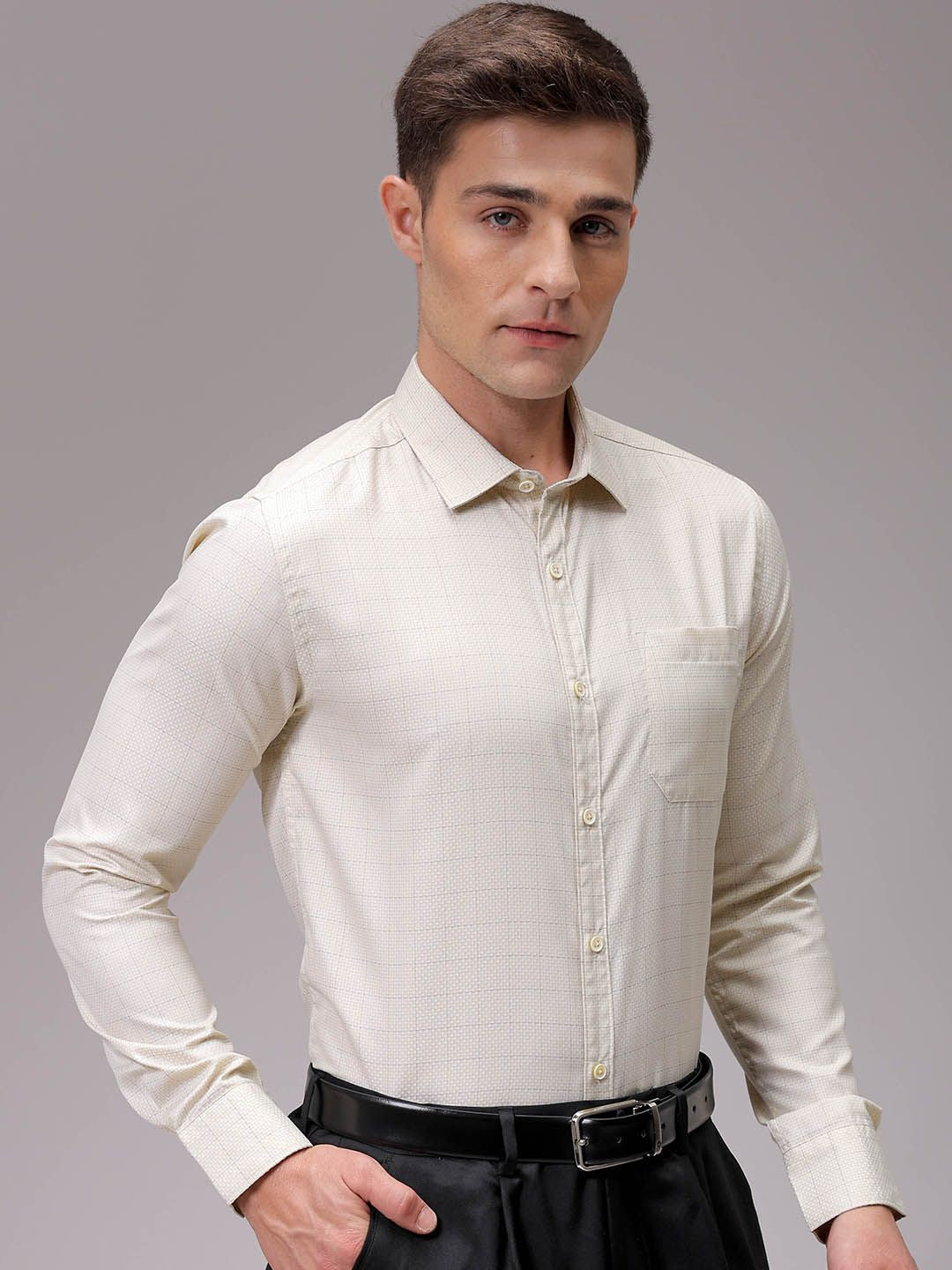 The Indian Garage Co. X Luxe Men Slim Fit Opaque Checked Formal Shirt