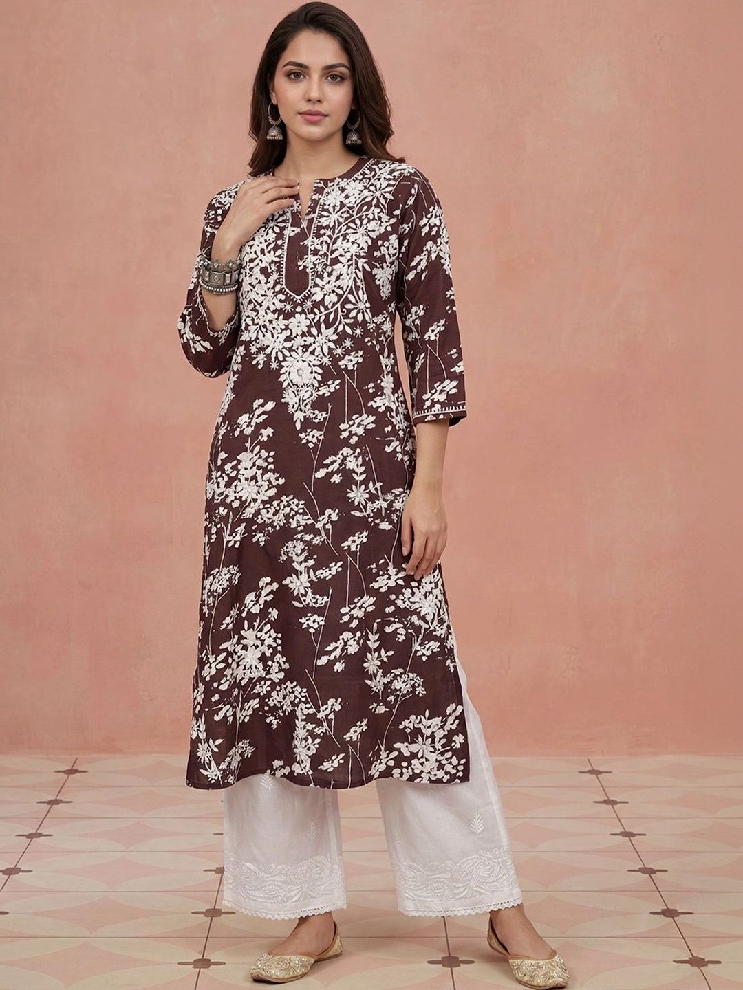 House of Chikankari Women Floral Embroidered Chikankari Kurta