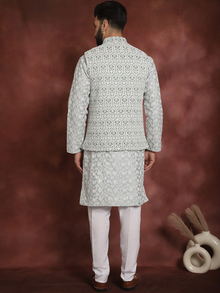 Kurta Lurus Kolar Mandarin Bersulam Bunga Kelabu Anouk Dengan Churidar