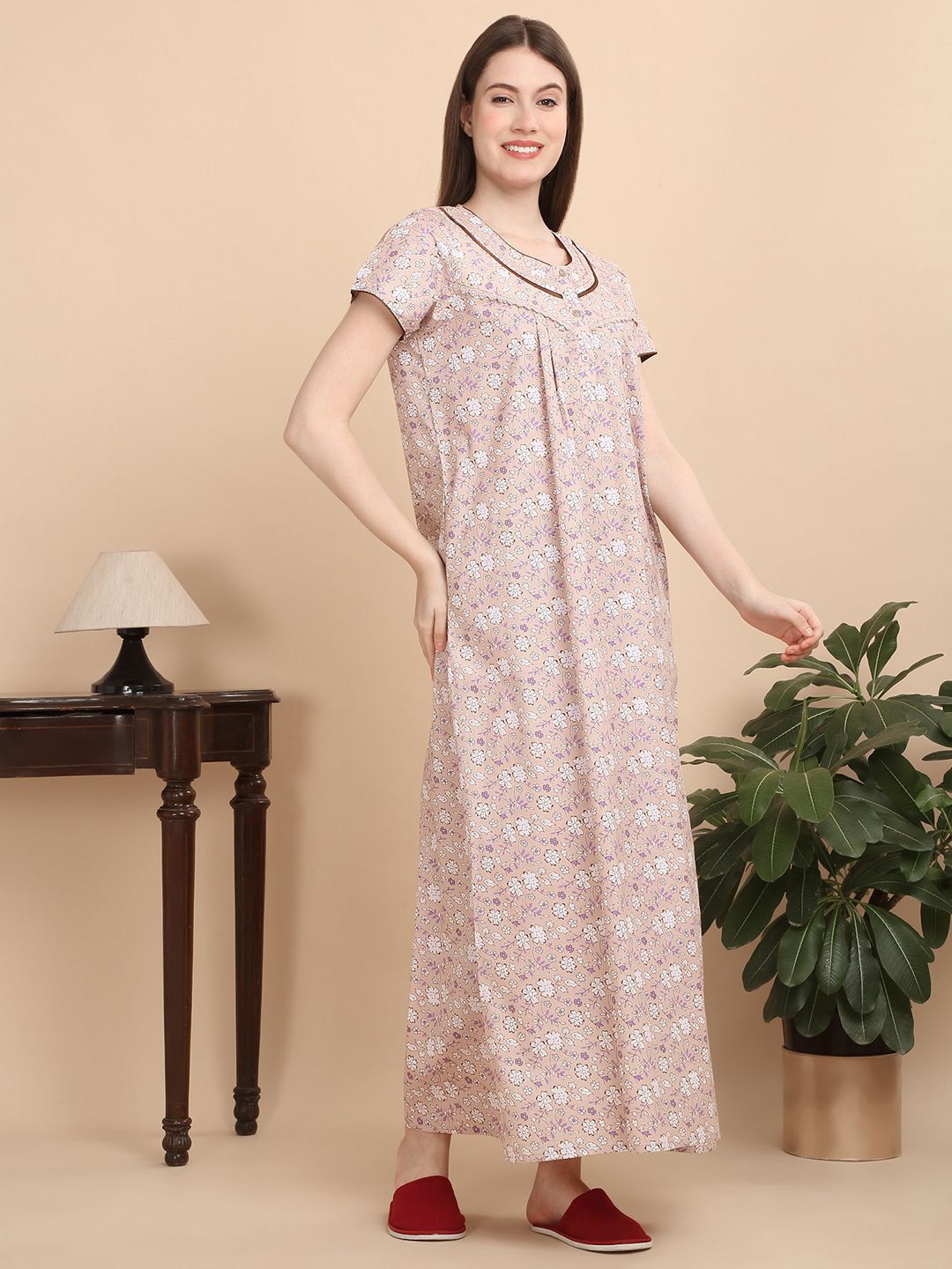 Sweet Dreams Women Round Neck Pure Cotton Nightdress