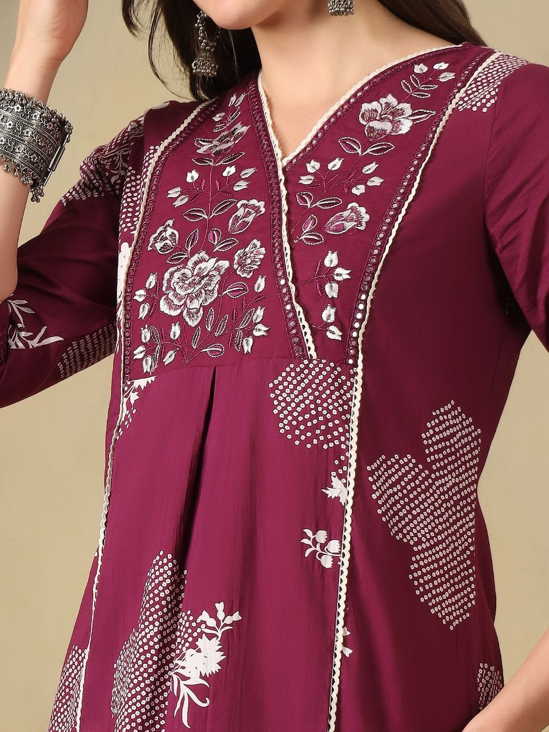 Mamicha Women Floral Printed Angrakha Thread Work Pure Cotton Kurta with Trousers & With Dupatta