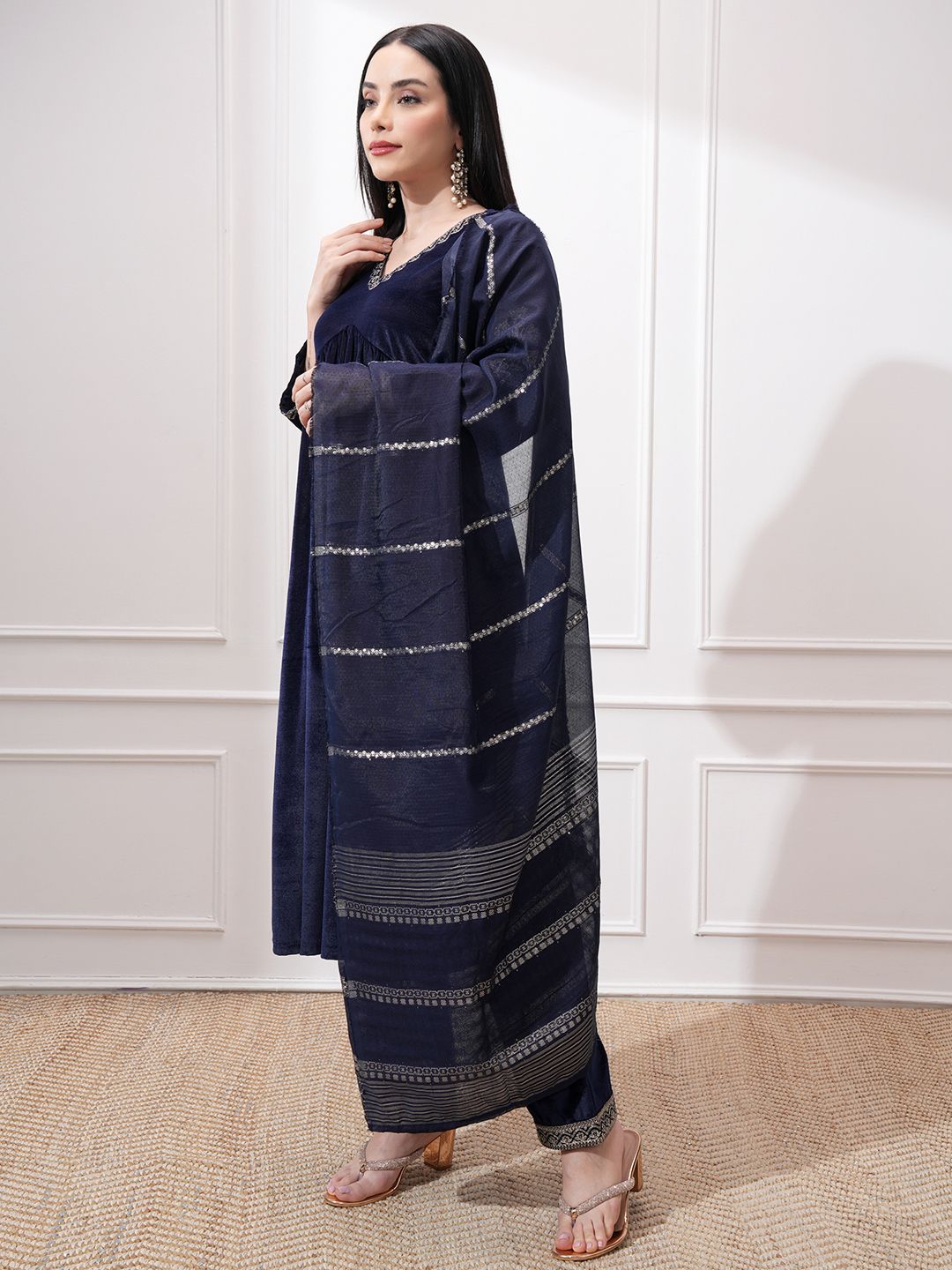 Vishudh Women Ethnic Motifs Embroidered Regular Kurta with Trousers & With Dupatta