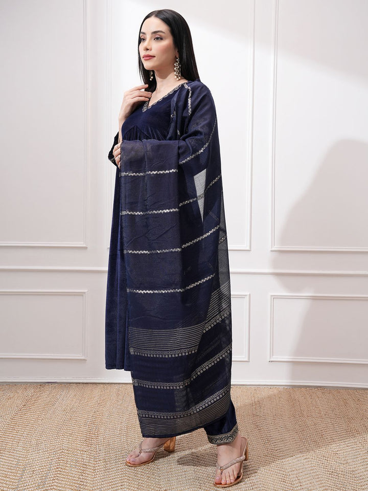 Vishudh Women Ethnic Motifs Embroidered Regular Kurta with Trousers & With Dupatta