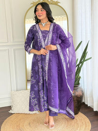Kalini Wanita Reka Bentuk Diri Square Neck A-Line Kurta Set
