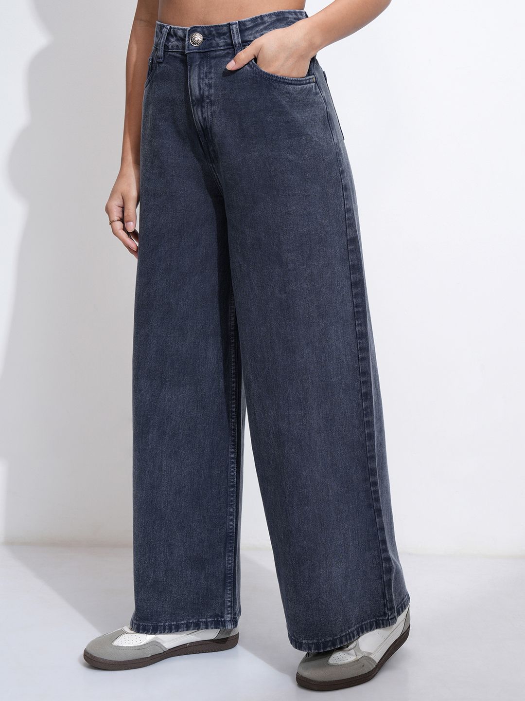 Tokyo Talkies Women Denim Pant Bell Bottom