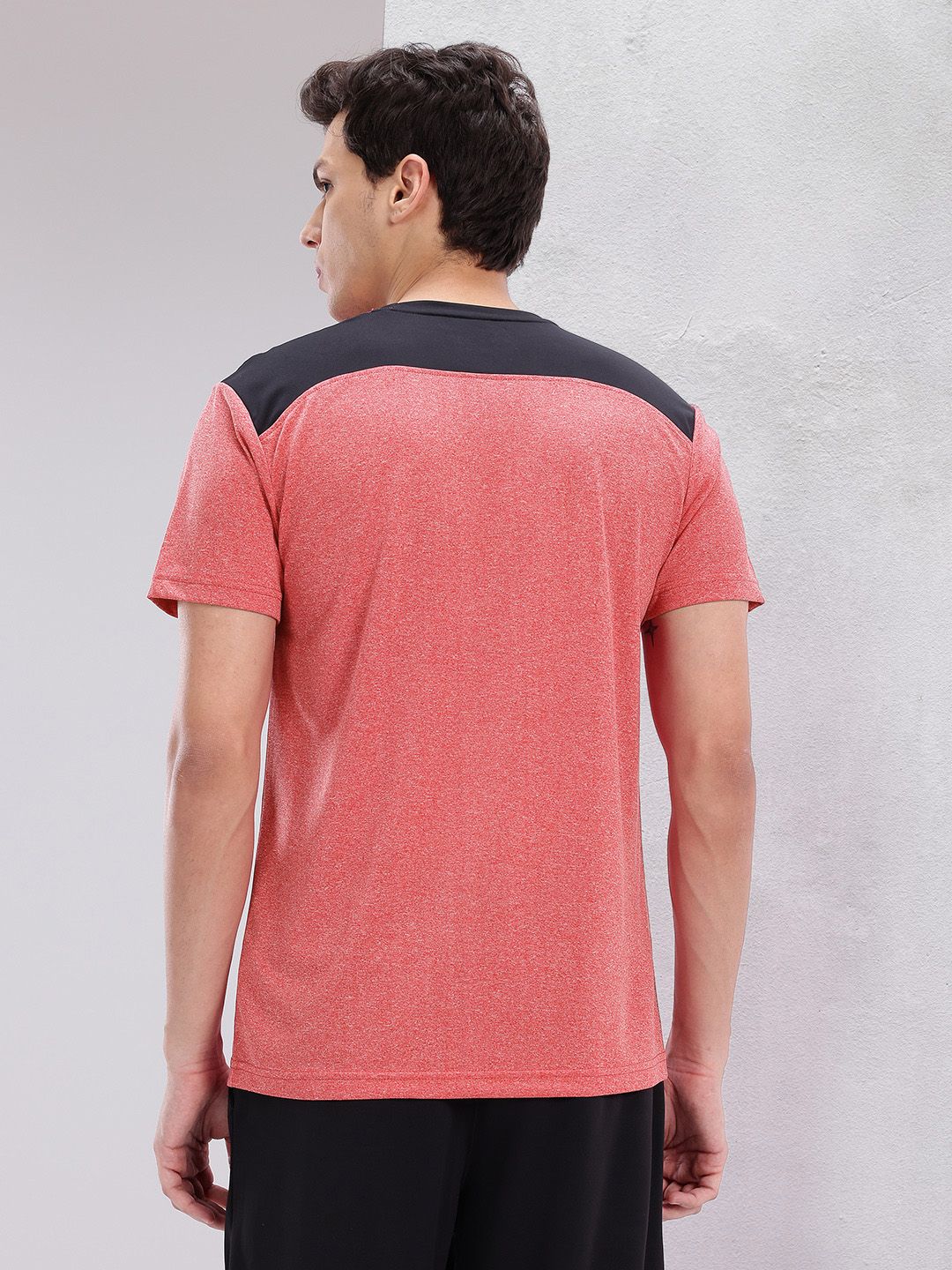 HRX by Hrithik Roshan Contrast Panel Rapid-Dry Training T-shirt