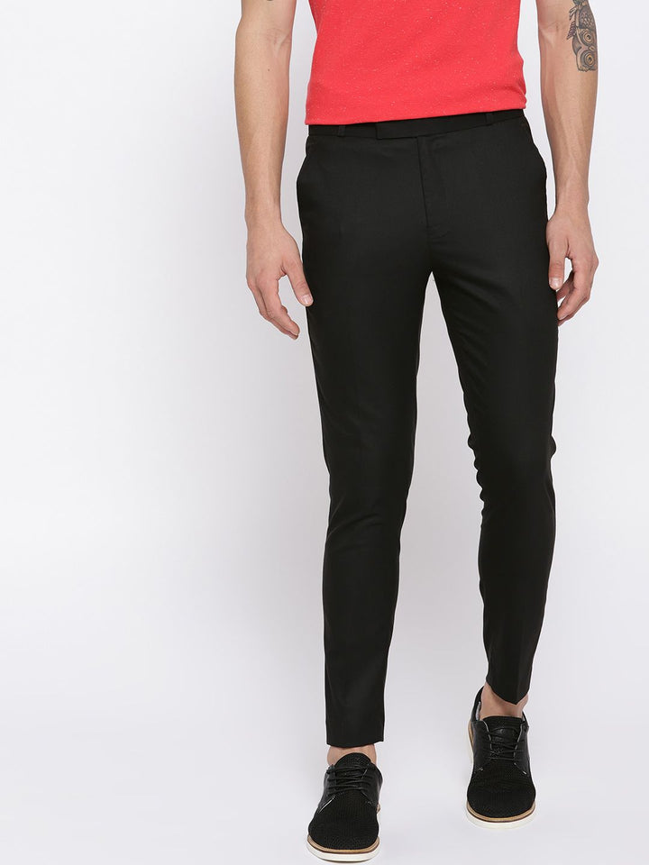 DENNISON Men Black Comfort Tapered Fit Wrinkle Free Solid Regular Trousers