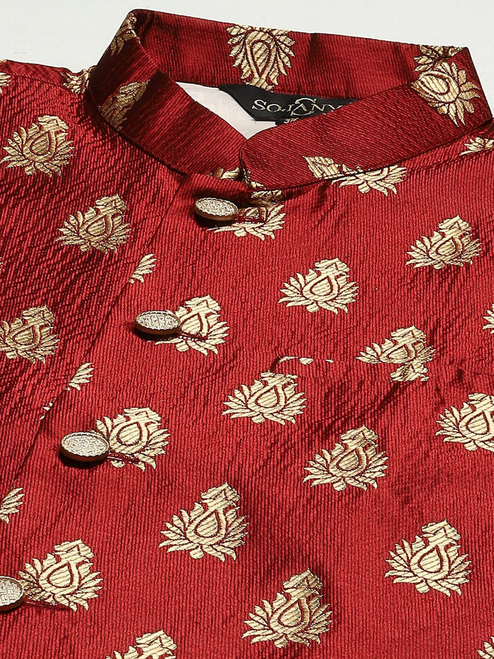 SOJANYA Men Pink Kurta with Churidar with Nehru Jacket