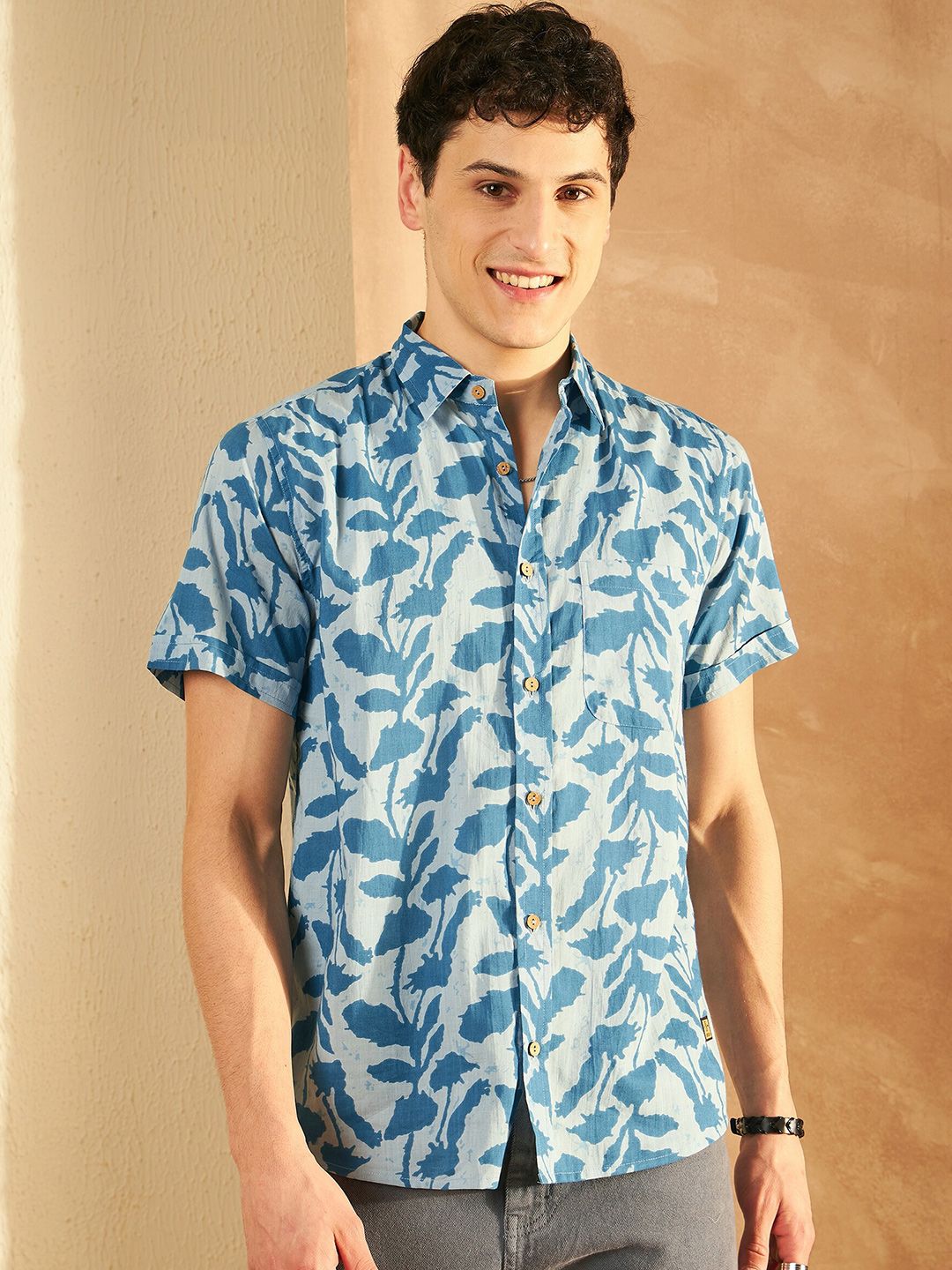 DENNISON Smart Printed Spread Collar Short Sleeves Cotton Lightweight Shirt