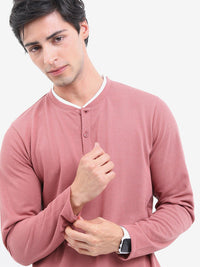 Highlander Men Henley Neck Popcorn berstruktur T-Shirt Fit Biasa