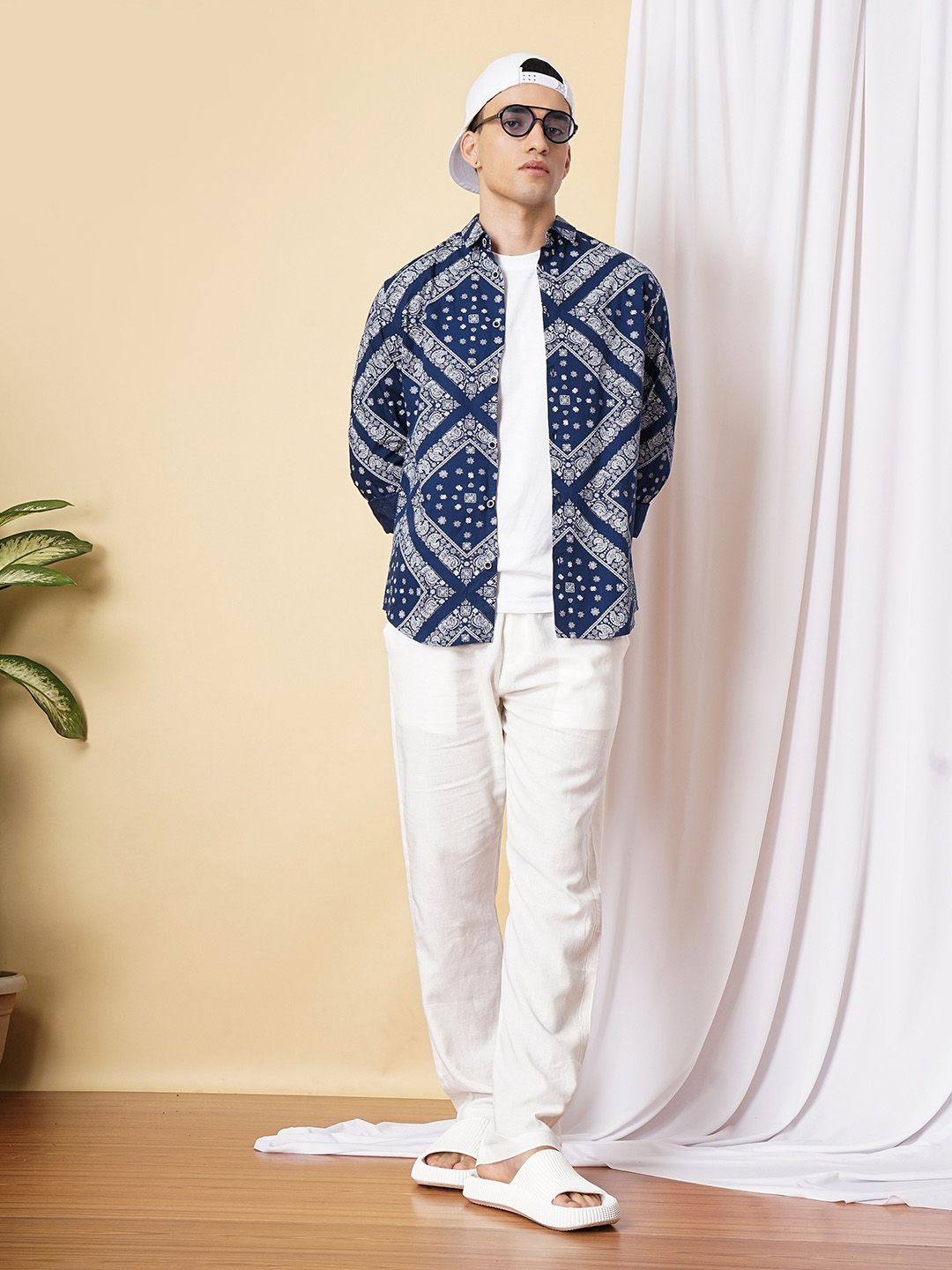 The Indian Garage Co Men Navy Blue & White Printed Casual Shirt