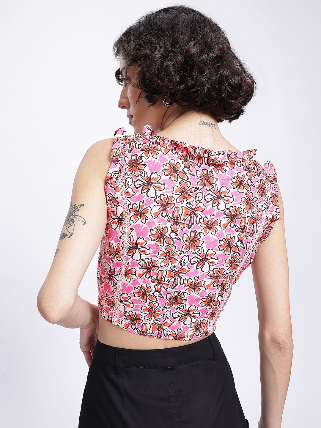 DressBerry Floral Blooms Ruffled Button Front Crop Top