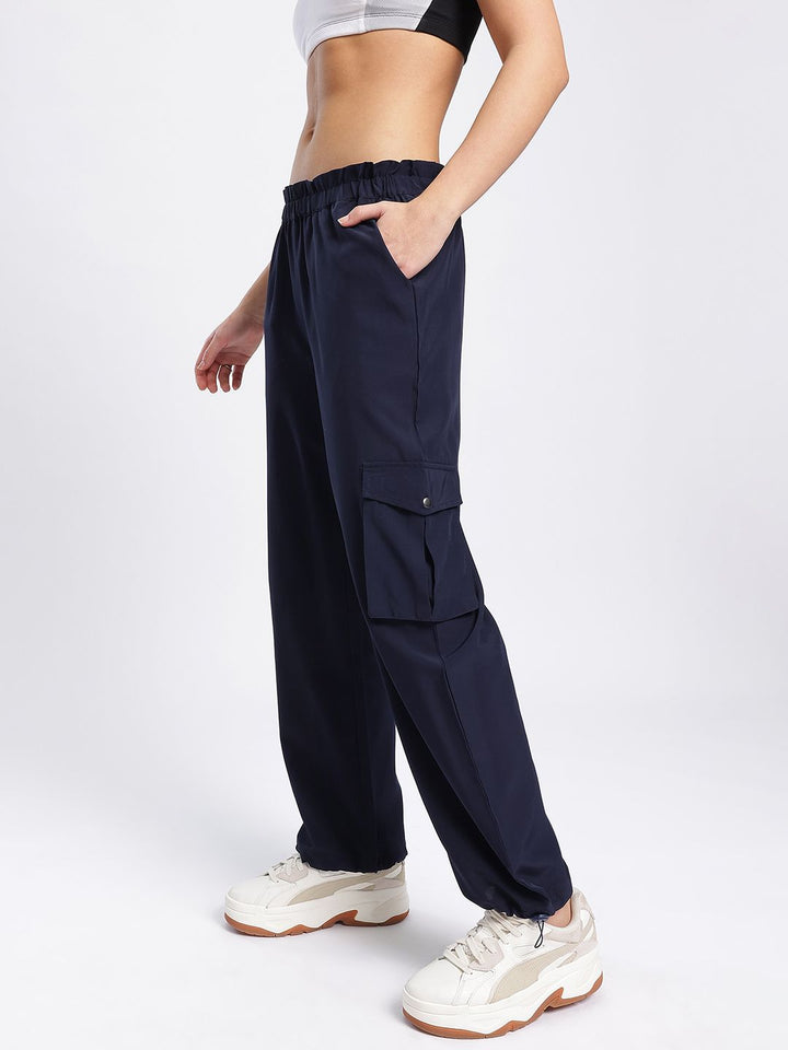 DressBerry Women Elevated Essentials Toggled Cargo Track Pant