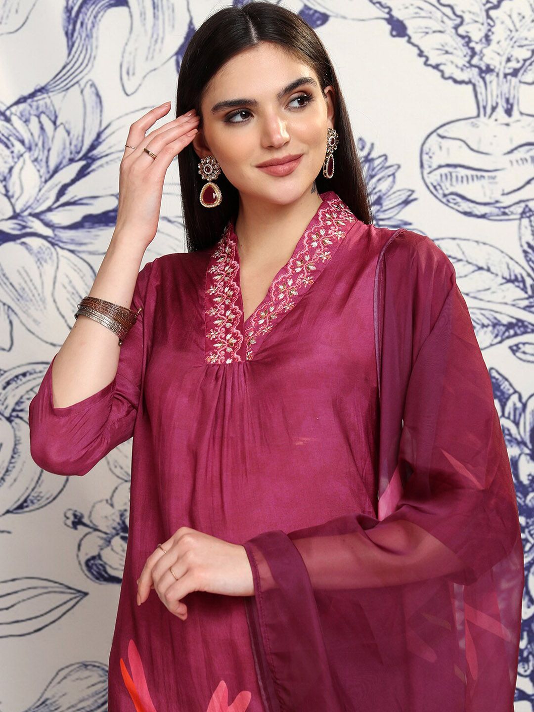 Vishudh Maroon V Neck Floral Printed Regular Kurta with Trousers & With Dupatta