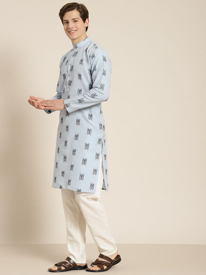 SOJANYA Men Blue & Black Pure Cotton Self Design Kurta