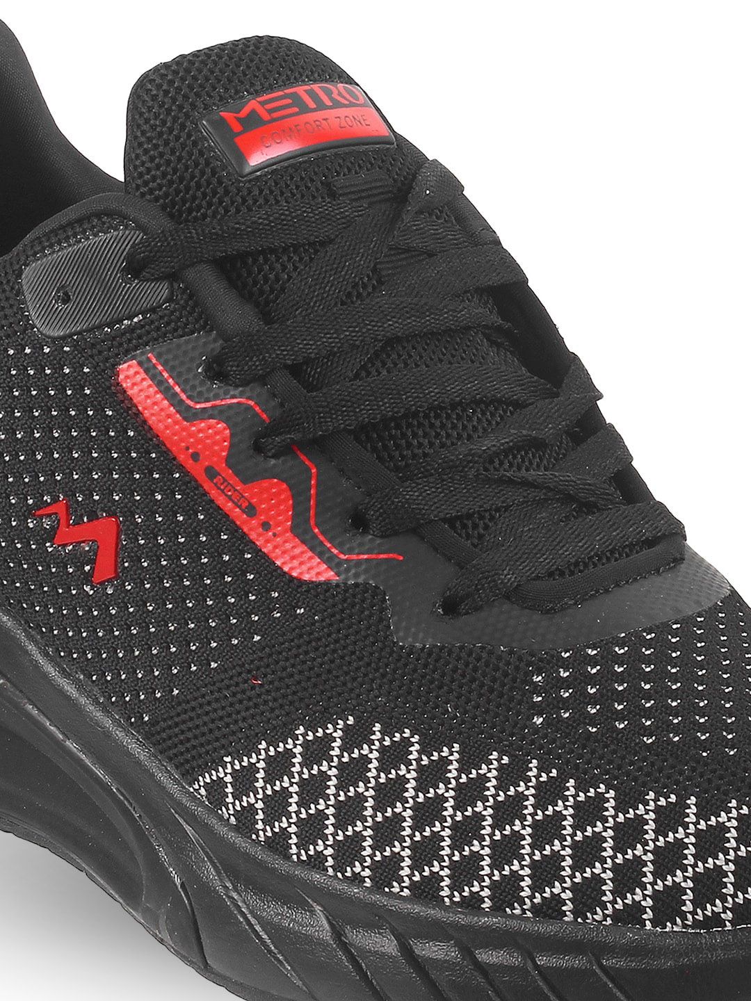 Metro Men Textile Walking Shoes