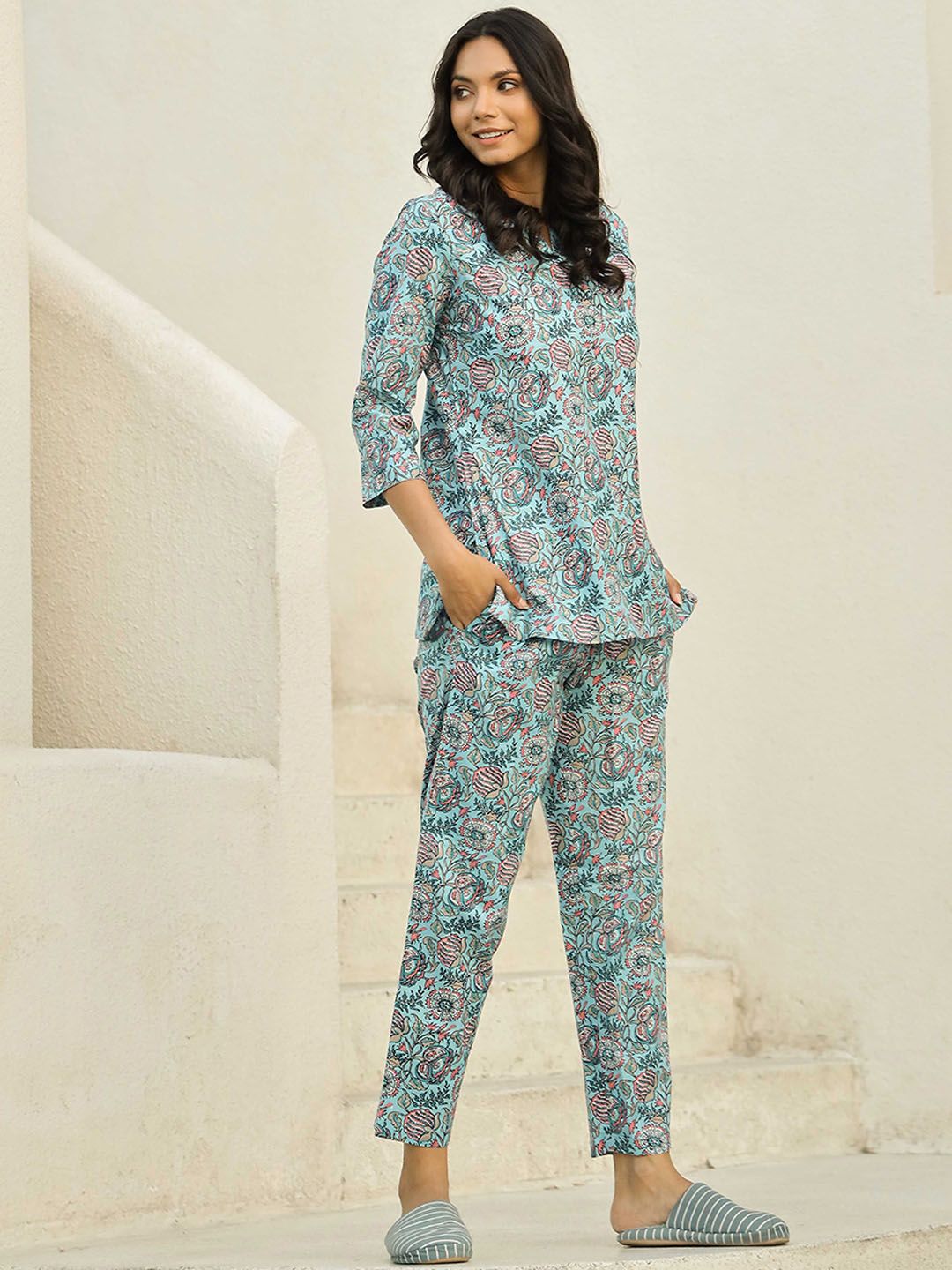 SANSKRUTIHOMES Women Printed Pure Cotton Night suit