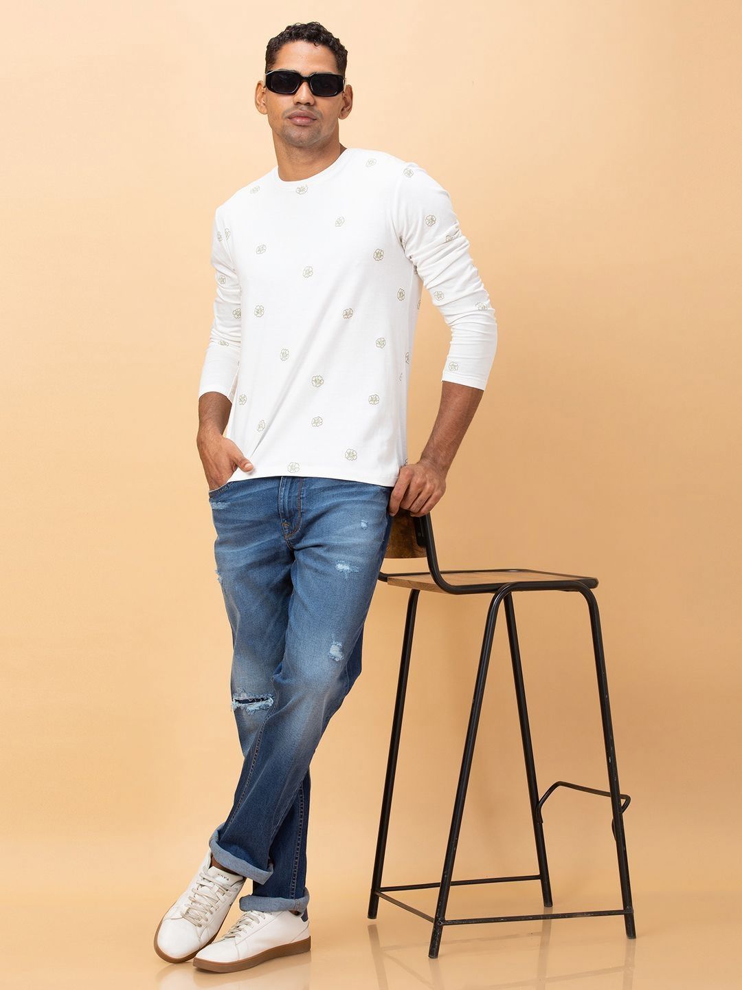 Being Human Men Printed Henley Neck T-shirt