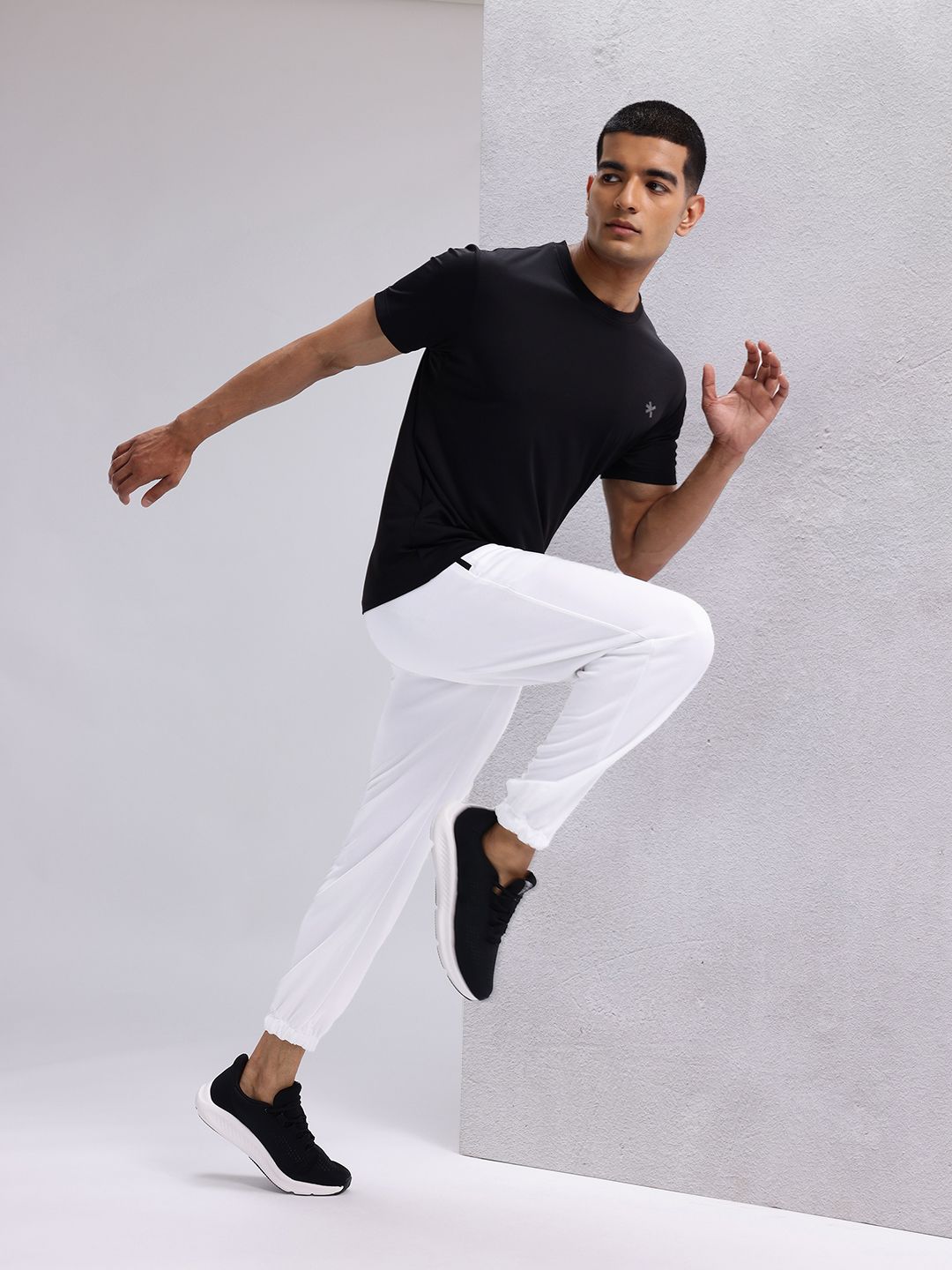 HRX by Hrithik Roshan Men Rapid-Dry Running Sports Joggers