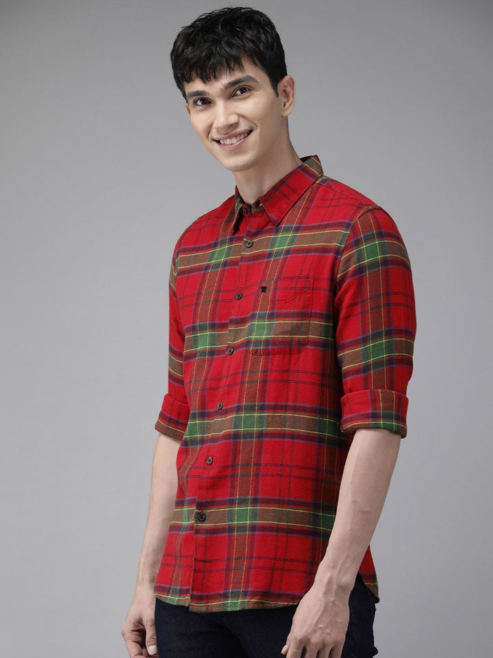THE BEAR HOUSE Men Red & Green Classic Slim Fit Checked Cotton Casual Shirt