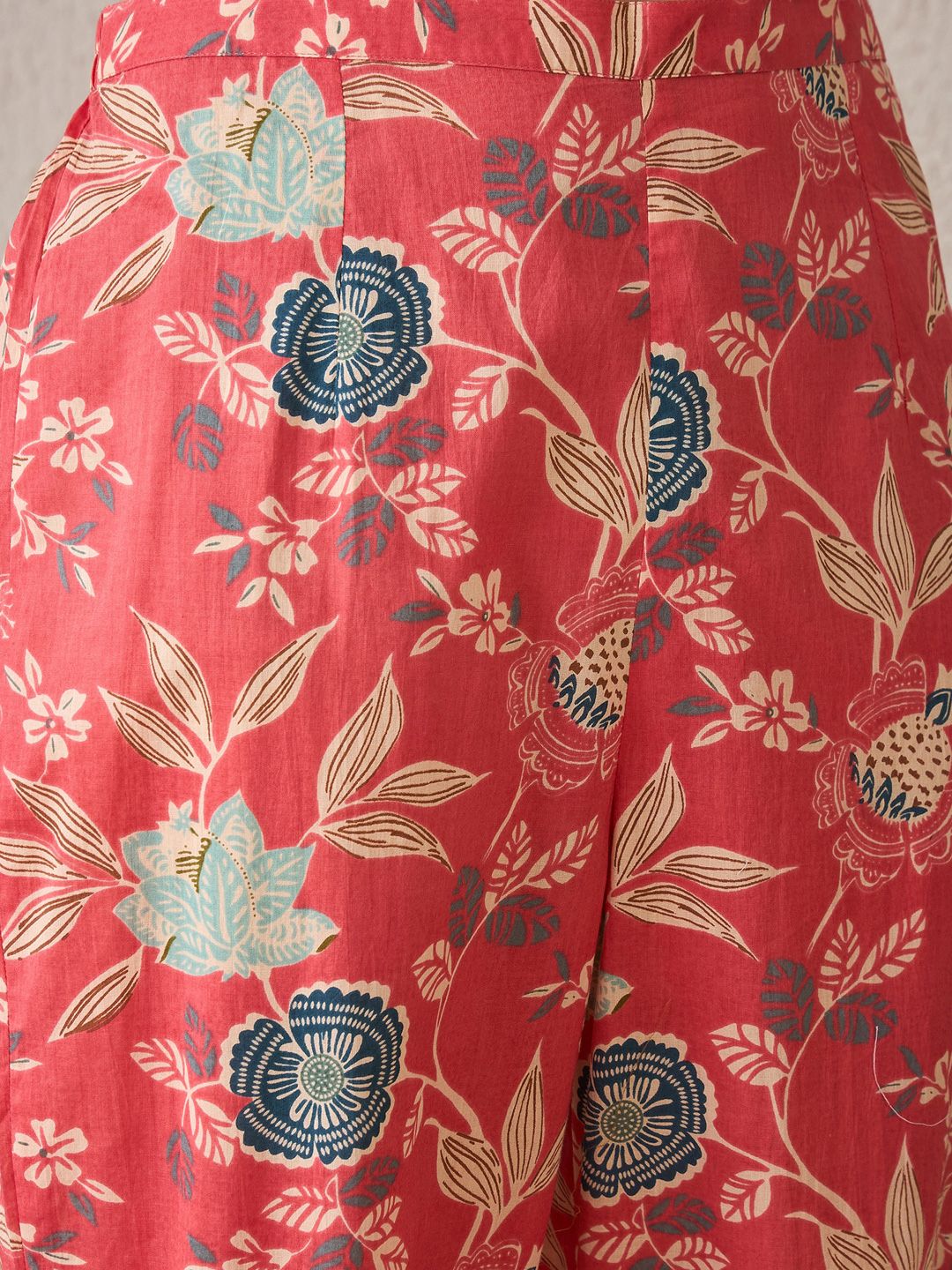 Indo Era Floral Printed V-Neck Pure Cotton Straight Kurta With Trousers