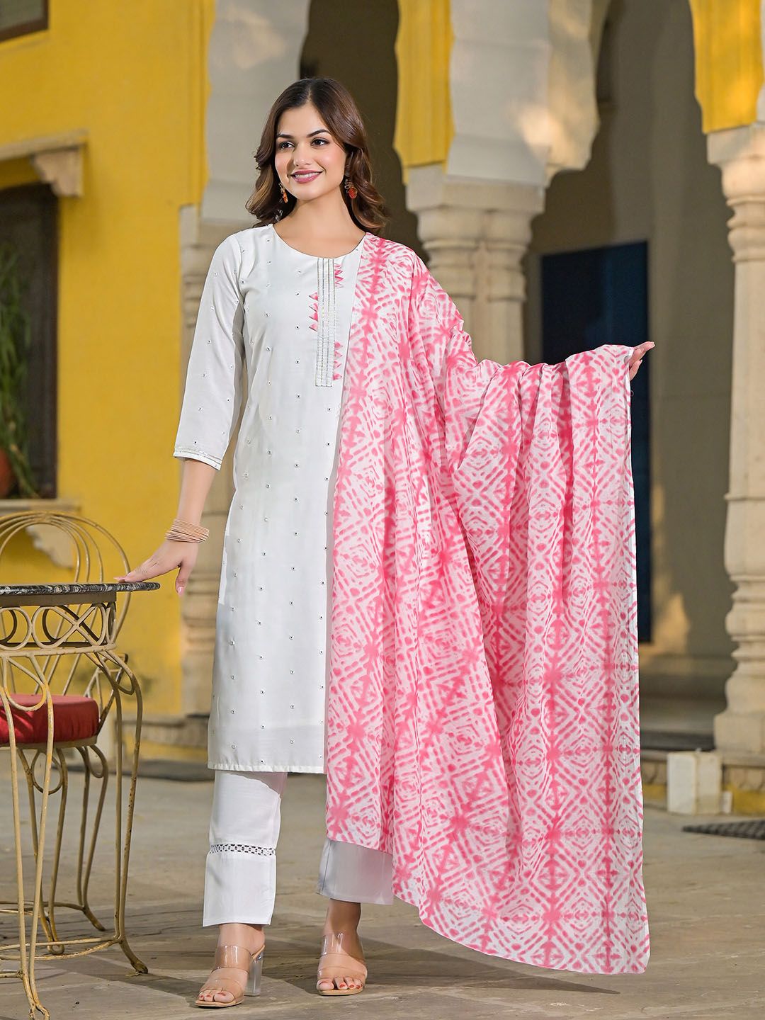 KALINI Women Floral Embroidered Regular Gotta Patti Kurta with Trousers & With Dupatta