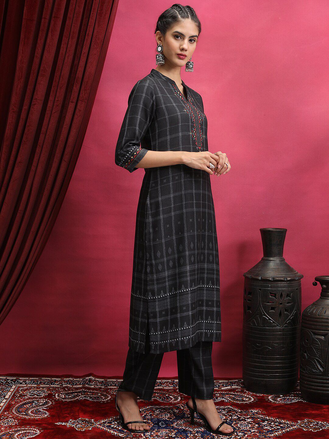 Vishudh Black Ethnic Motifs Printed Notch Neck Kurta With Trouser