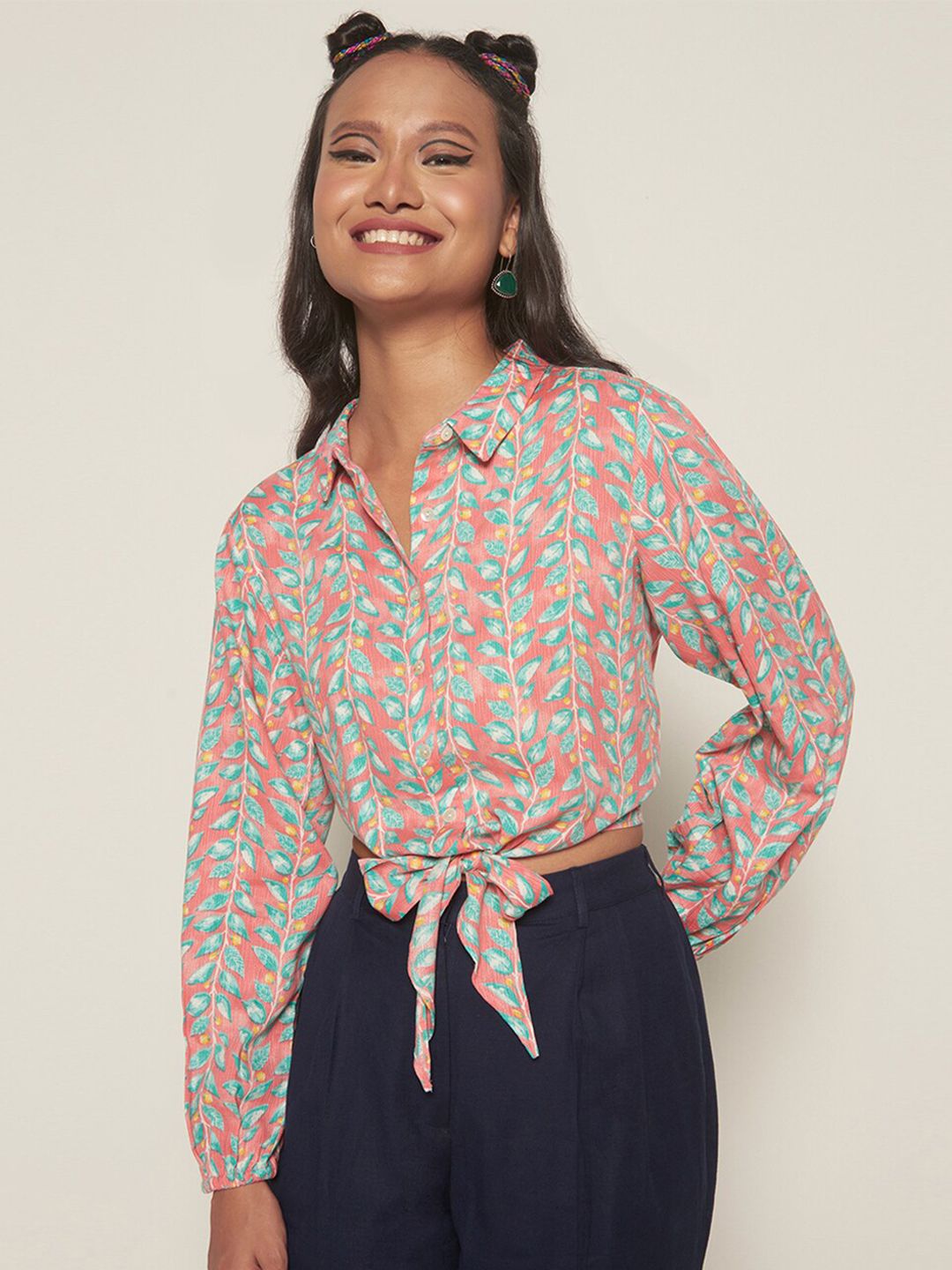 Global Desi Geometric Printed Crop Top