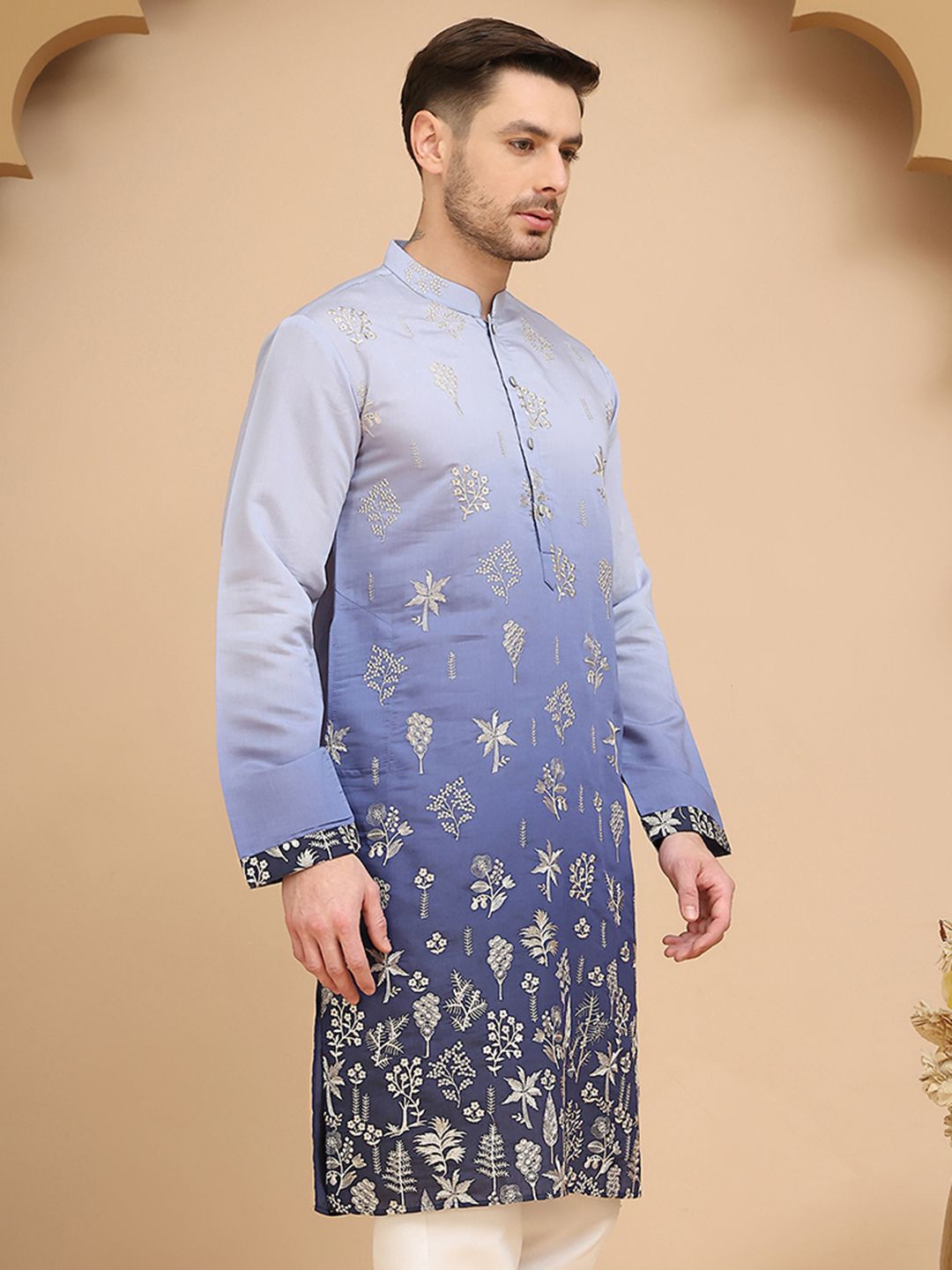 Jompers Men Floral Embroidered Thread Work Floral Kurta