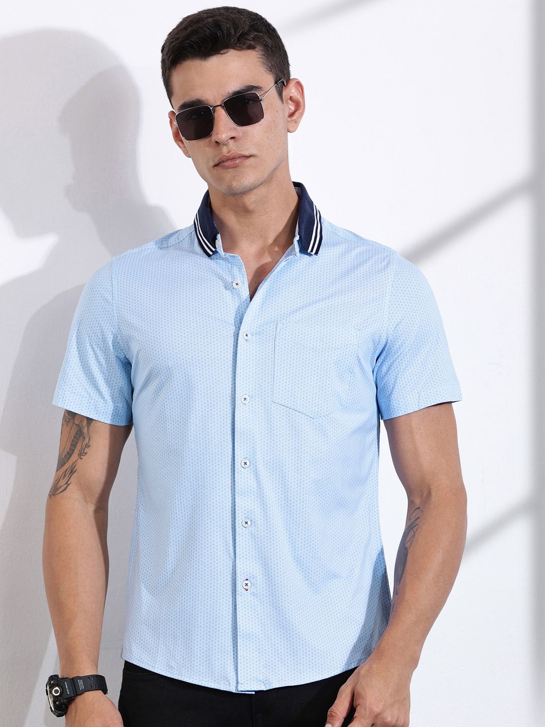 Thomas Scott Men Classic Slim Fit Spread Collar Micro Ditsy Printed Cotton Knitted Shirt
