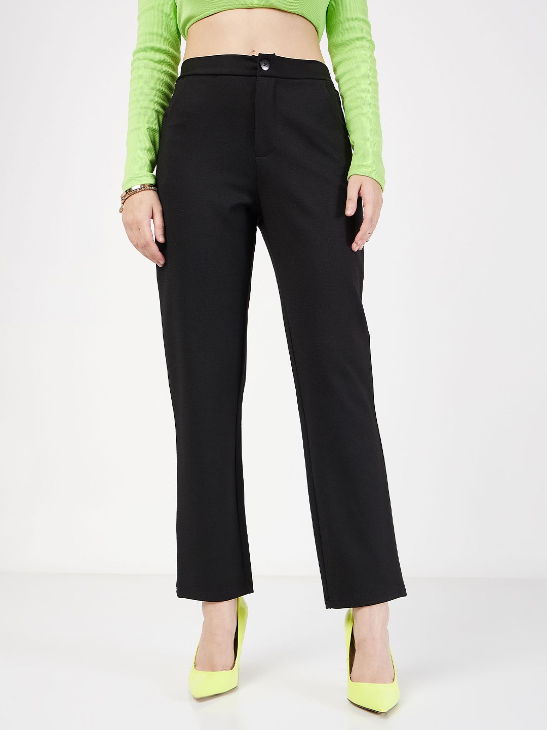 SASSAFRAS Women Black Mid-Rise Slim Fit Trousers