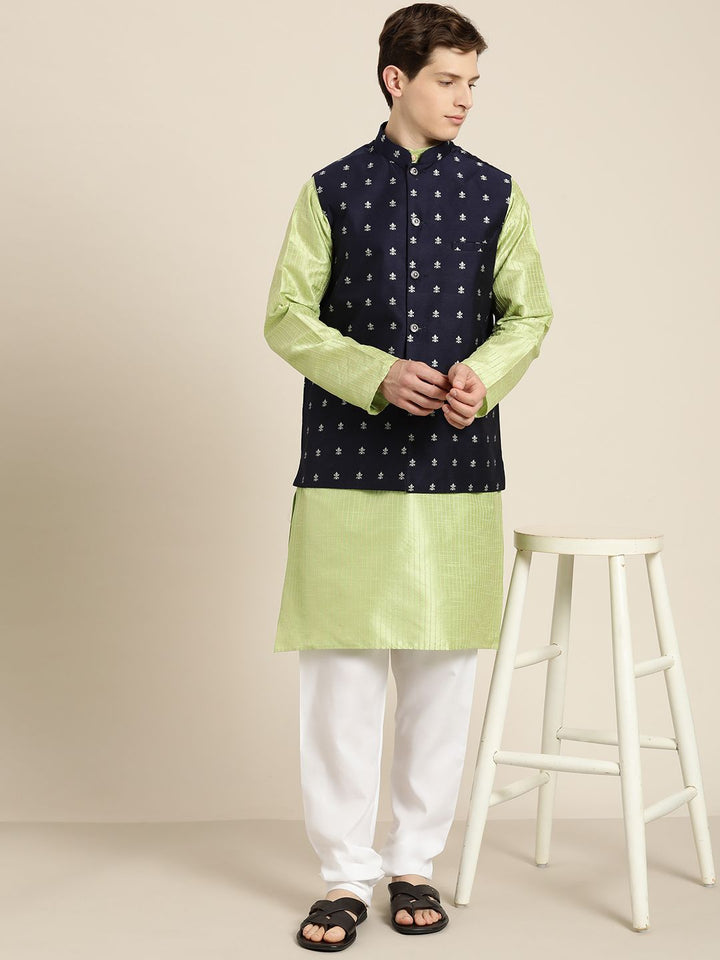 SOJANYA Men Green & Beige Thread Work Straight Kurta Churidar & Jaket Nehru