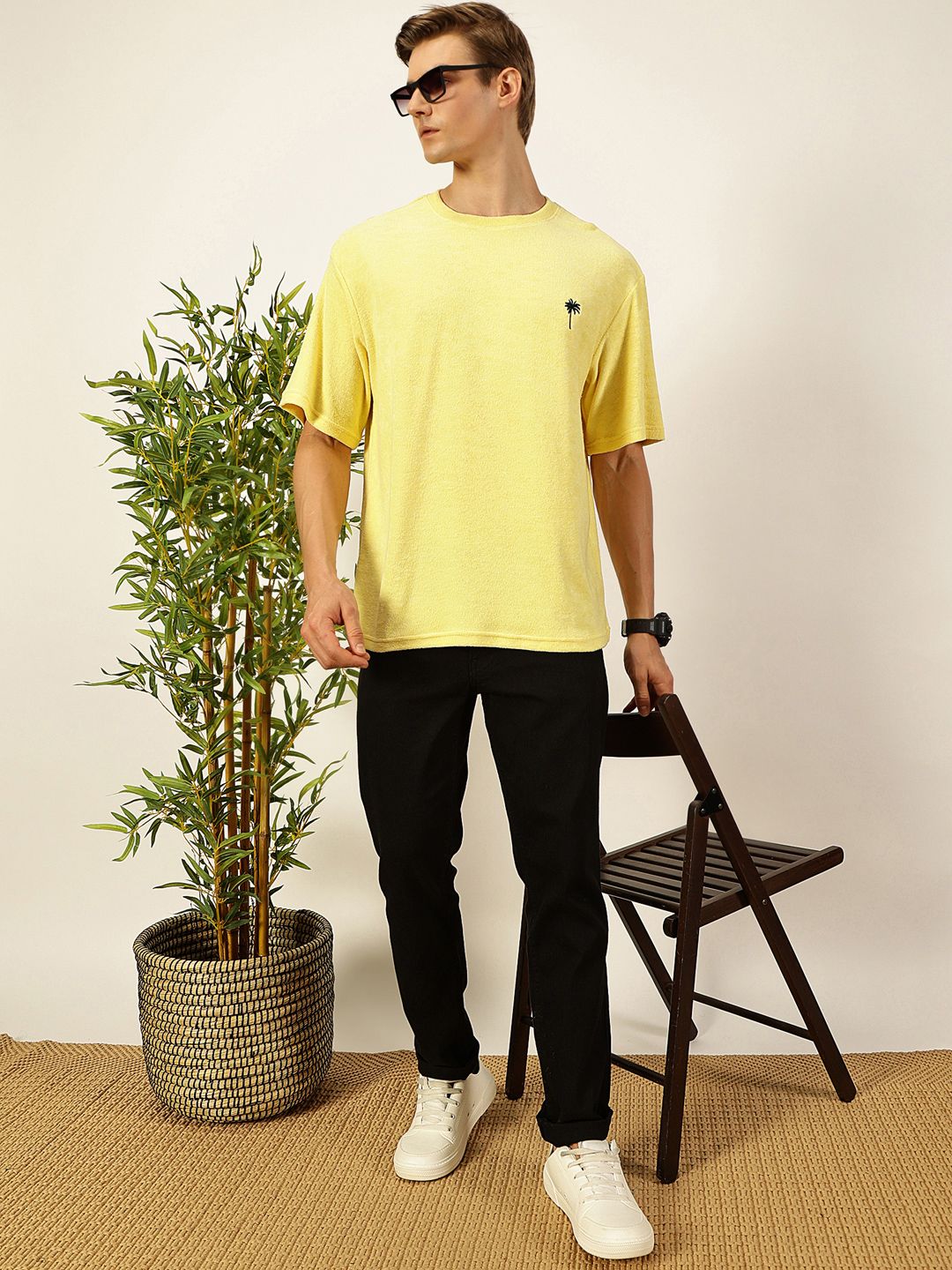 Thomas Scott Men's Solid Round Neck Oversized Casual T-shirt
