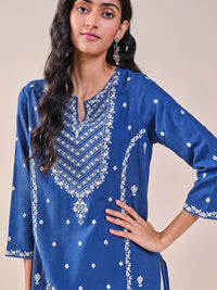 Global Desi Floral Embroidered Notched Neck Straight Kurta