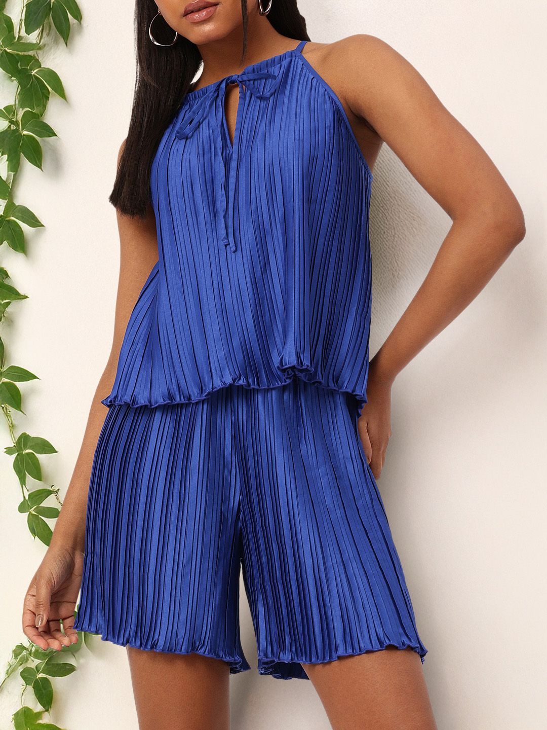 DressBerry Playful Charm Accordion Pleats Tie-Up Top With High Waist Shorts Co-Ords