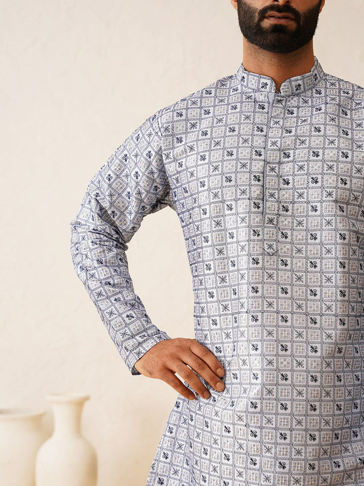 SOJANYA LUXE Motif Etnik Bersulam Kolar Mandarin Berlabuci Kurta Lurus