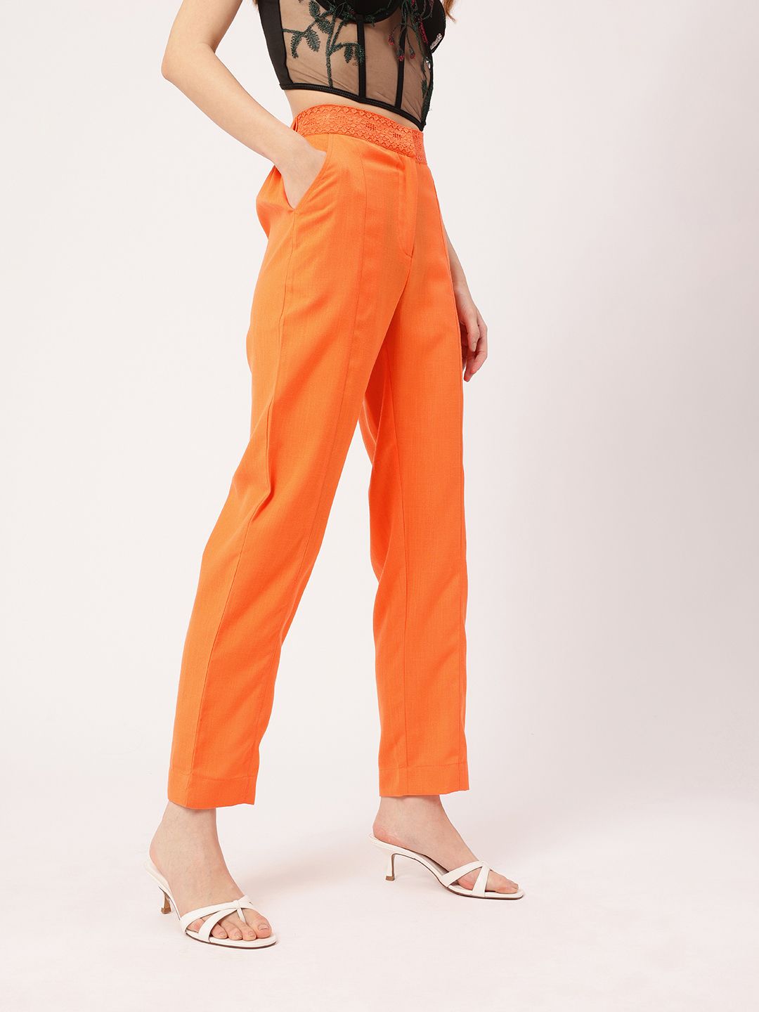 DressBerry Cute Feminine Stand Out In Style Regular Trousers