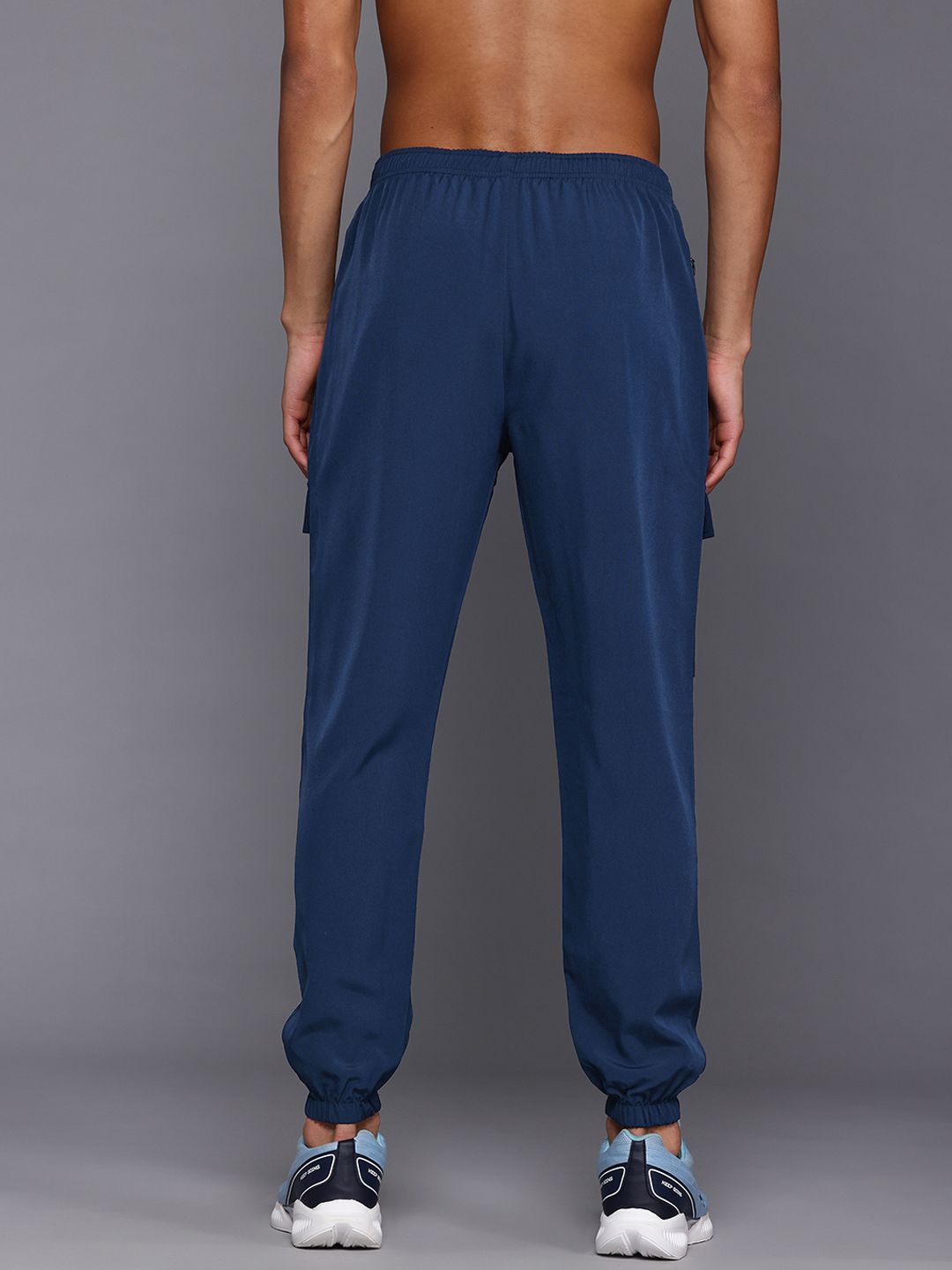 HRX by Hrithik Roshan Men Rapid-Dry Training Cargo Joggers
