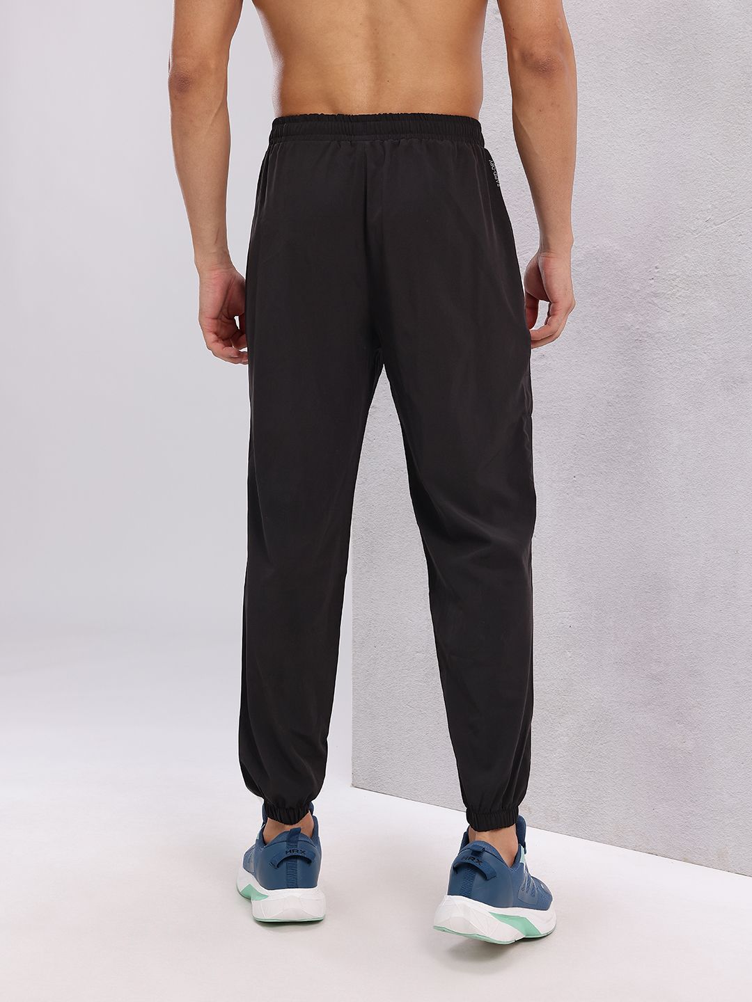 HRX by Hrithik Roshan Men Zip Detail Training Joggers