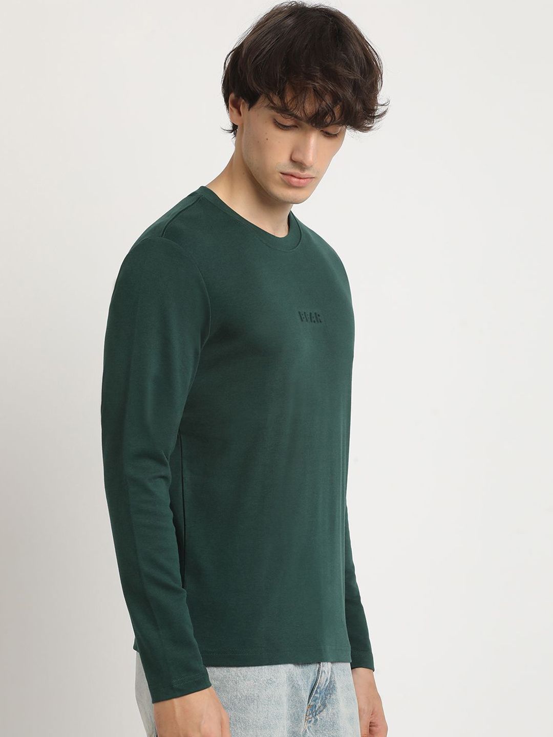 THE BEAR HOUSE Solid Slim Fit Casual T-shirt