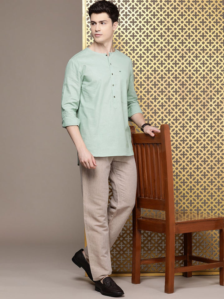 House of Pataudi Solid Round-Neck Rozana Short Kurta