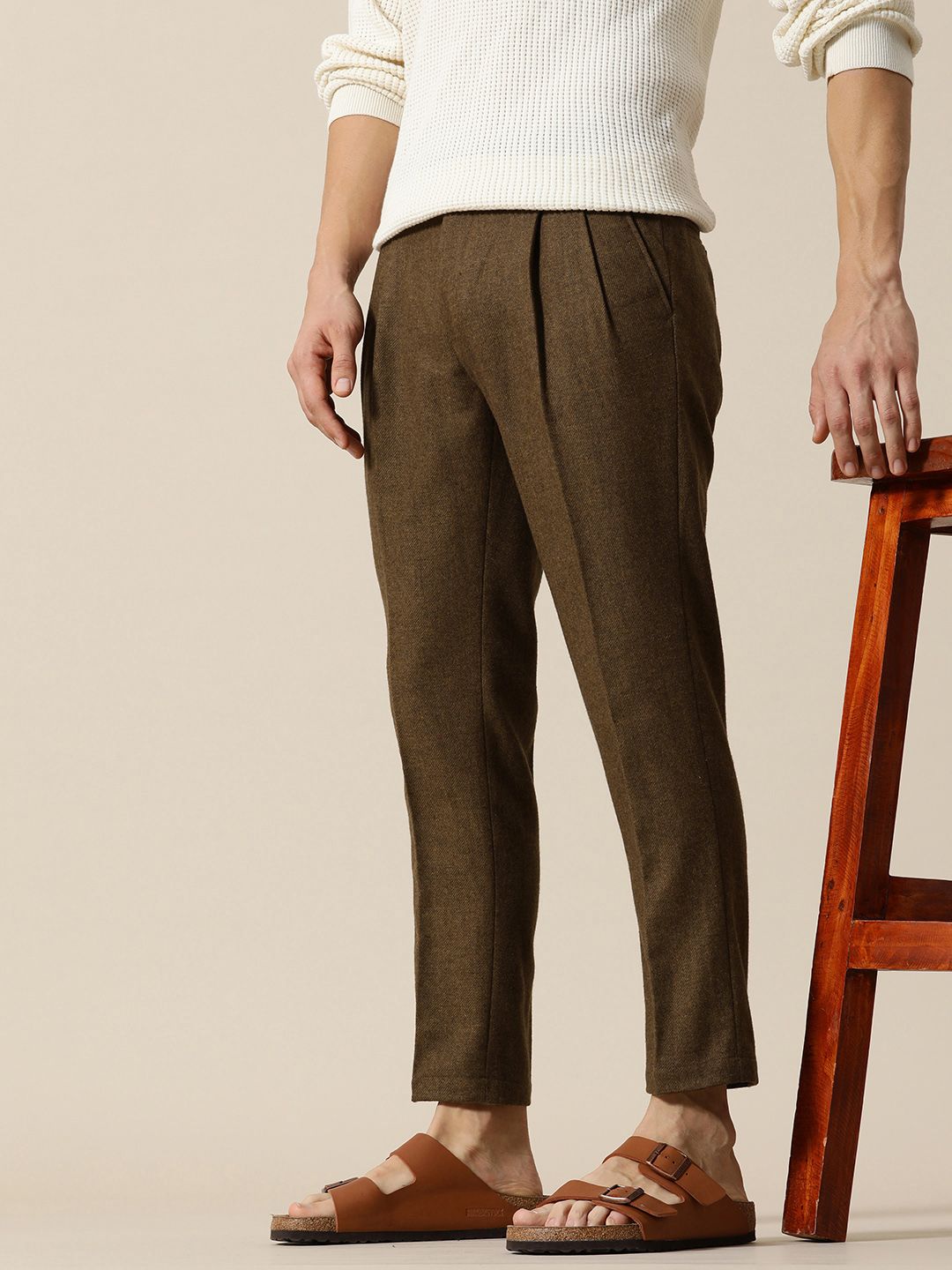 Mr Bowerbird Men Solid Tailored Pleated Trousers