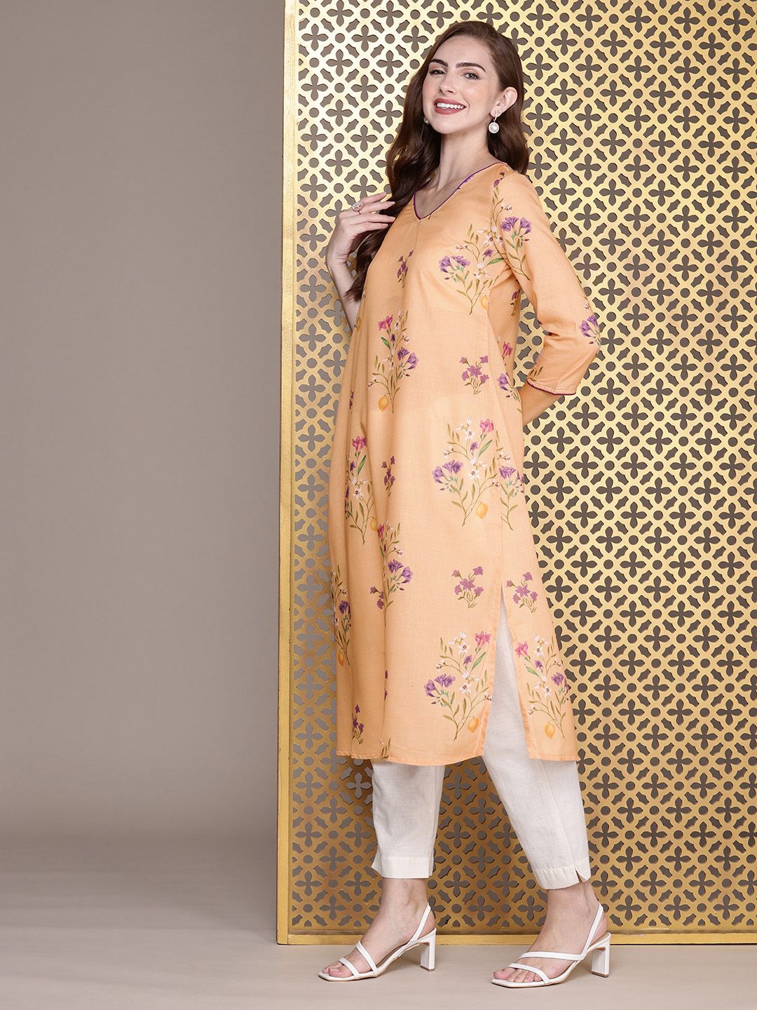 House of Pataudi Floral Printed Jashn Kurta